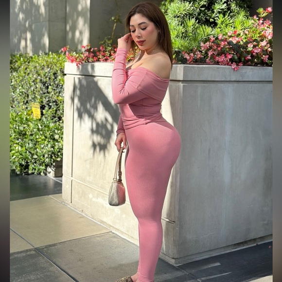 Pink Pant Set - Picture 2 of 4